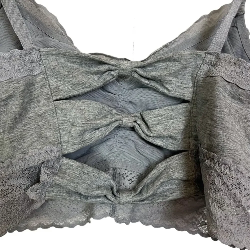 VICTORIA'S SECRET Heather Gray Lace Trim Wireless Unlined Bralette Casual Bra L